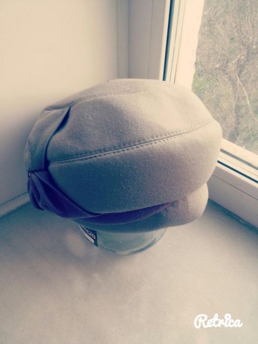 Продаю береты, новые.