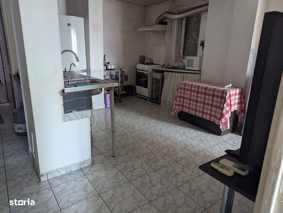 Apartament 4 camere, 2 minute de METROU  Obor, 100mp