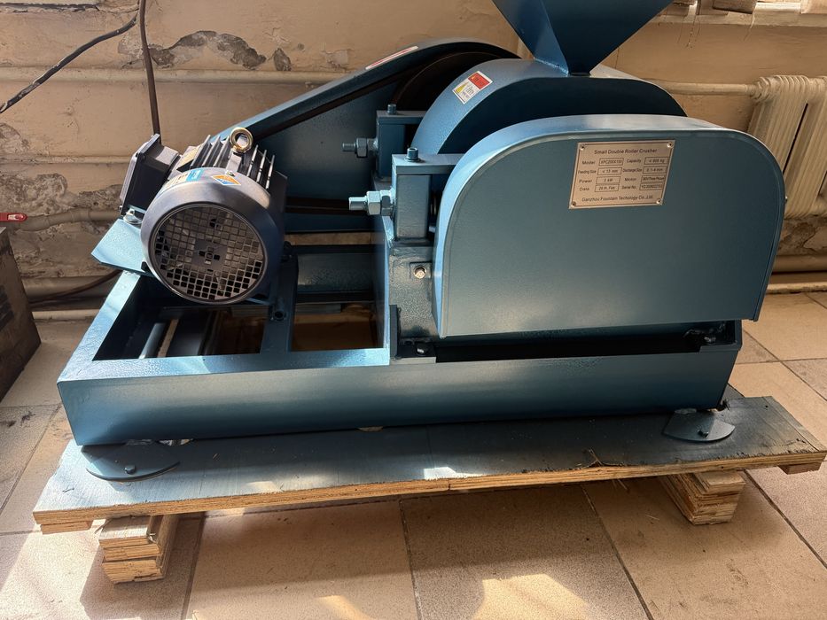 Дробилка валковая 200*150
