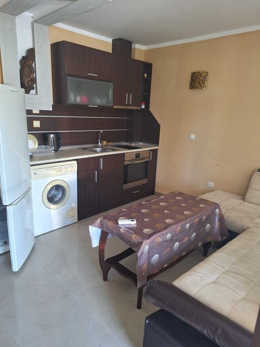 Дава се под наем Двустаен апартамент в Созопол - 50 кв.м за 2295 € - Снимка #2