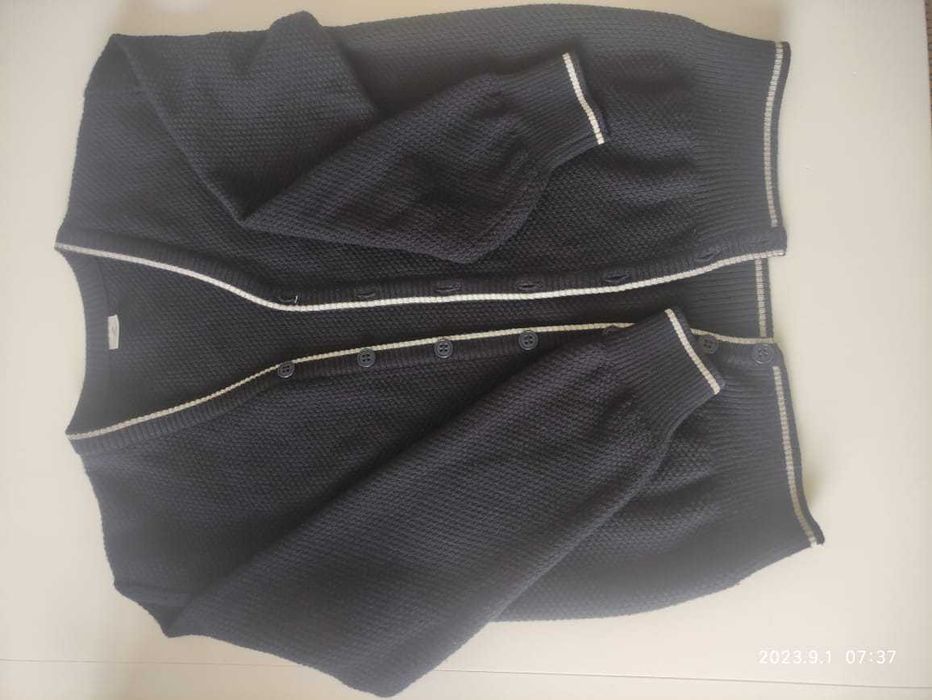 Школьный джемпер