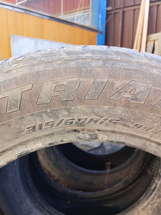 Покрышка 215/60 R16