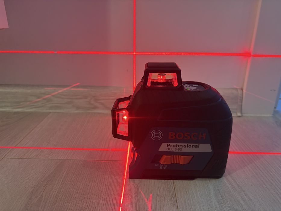 Nivela Laser Bosch GLL 3-80 Profesionala