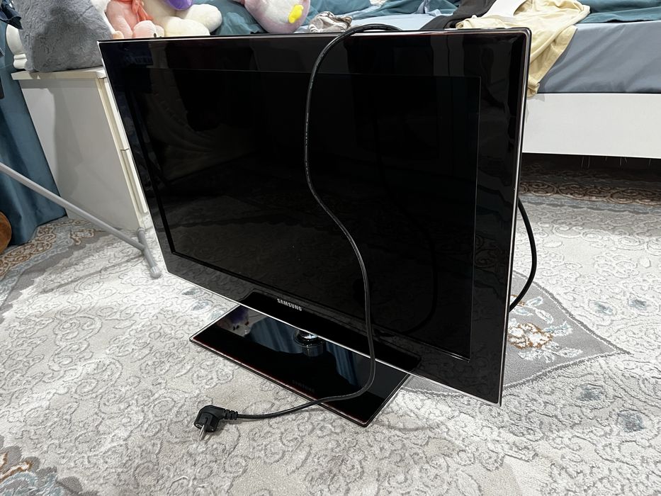 телевизор Samsung