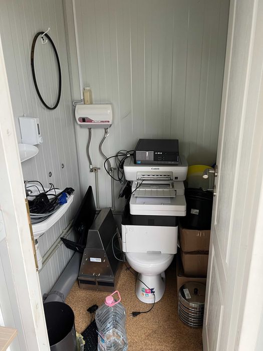 Container compartimentat