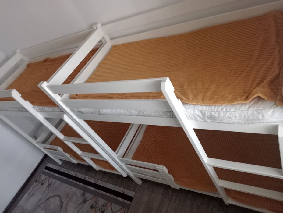 Продам двухъяруные кровати