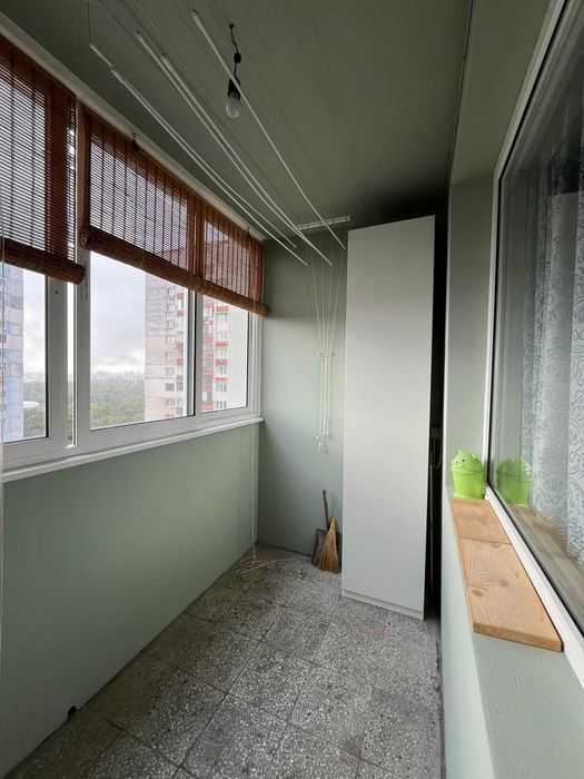 Дава под наем компактен тристаен апартамент в кв. Лозенец