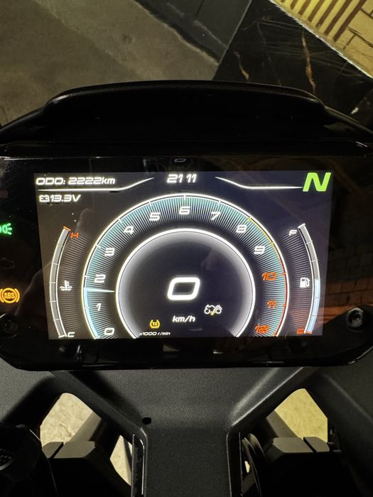 Продам CF Moto 2025 года пробег 2200 км