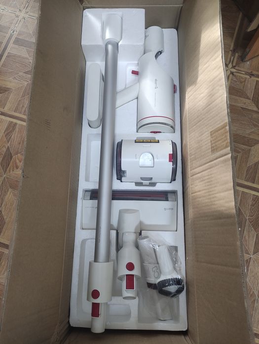 Продам пылесос Deerma VC25