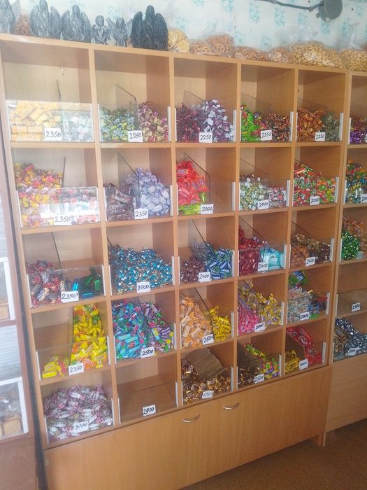 Продам б/ у шкафы под конфеты
