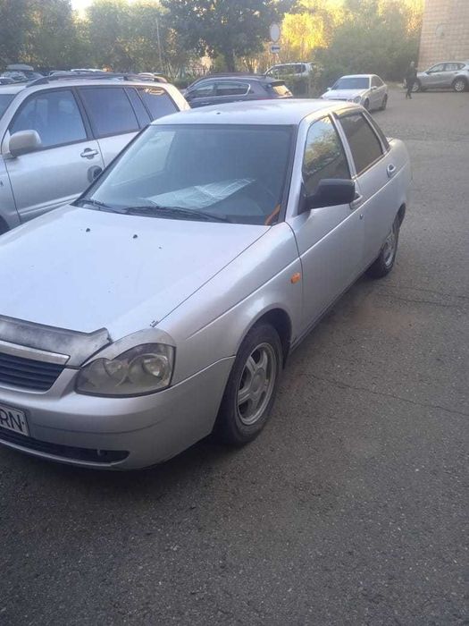 Продам автомобиль лада приора