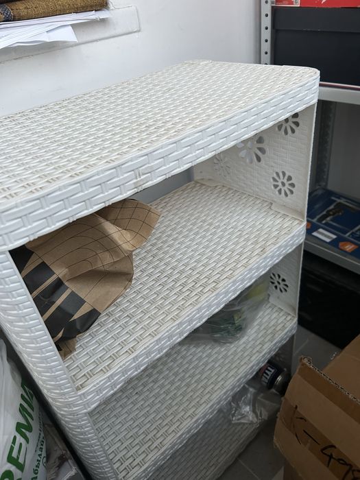 Полка для ванной пластиковая