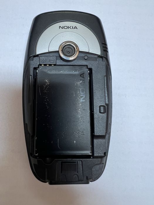 Nokia 6600 liber de retea