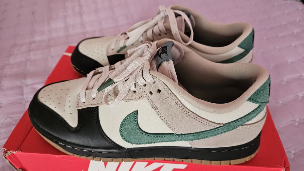 Оригинални кецове Nike