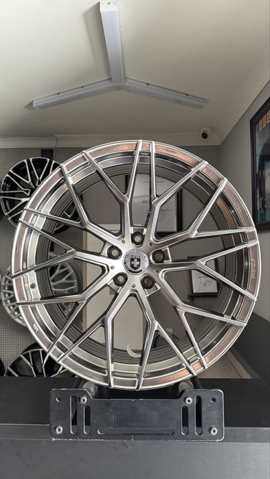 Bmw xamma modellariga ideal turadigan diska