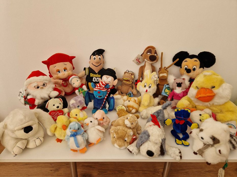 Jucării pluș – Disney, Looney Tunes, Moș Crăciun 26 bucăți, stare bună