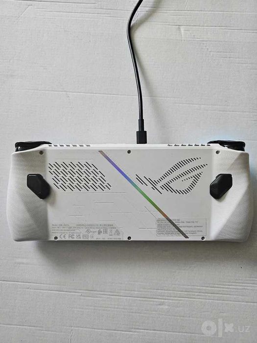 Asus ROG XBOX Ally 7" AMD Ryzen Z2 A 16GB RAM 512GB White
