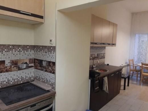 Дава се под наем Тристаен апартамент в София, Люлин 10 - 60 кв.м за 425 € - Снимка #1