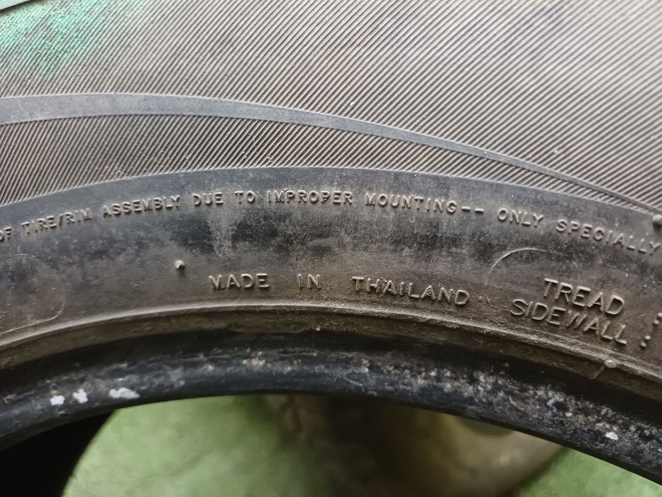 Шины 195/65 R15 MAXXIS комплект.
