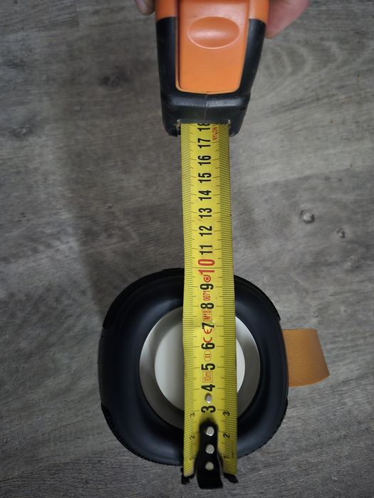 Boxe de vânzare pentru mai multe detalii sunați la nr de tel afișat