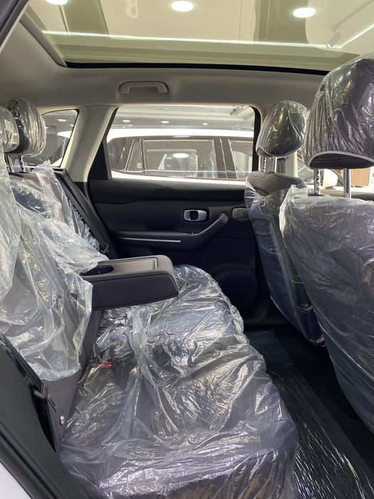 LeapMotor C10 Hybrid (REEV)