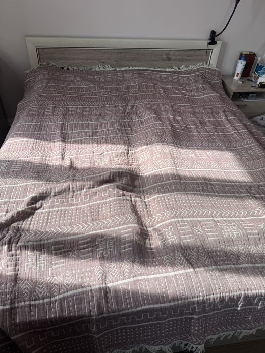 Кровать двухспальная