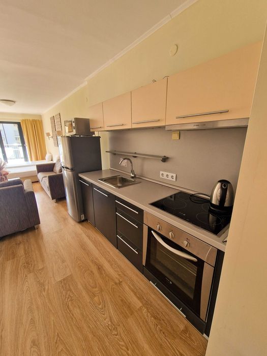 Дава се под наем Двустаен апартамент в Варна, Чайка - 80 кв.м за 255 € - Снимка #4