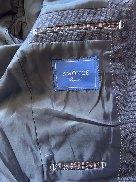 Костюм тройка