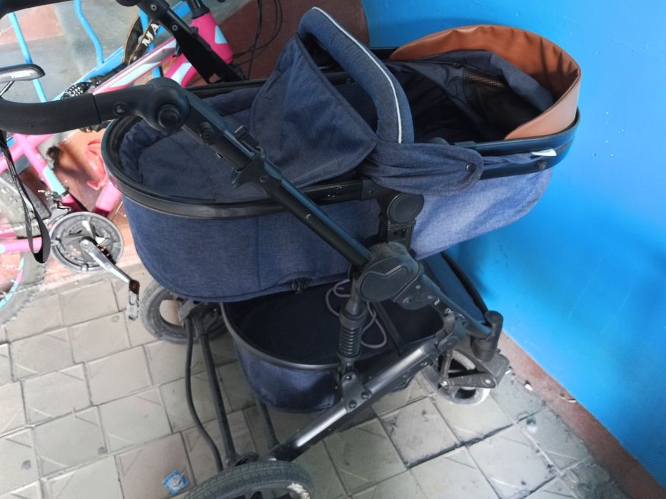 Коляска для новорождённых