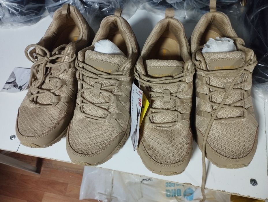 Спецодежды и спецобувы