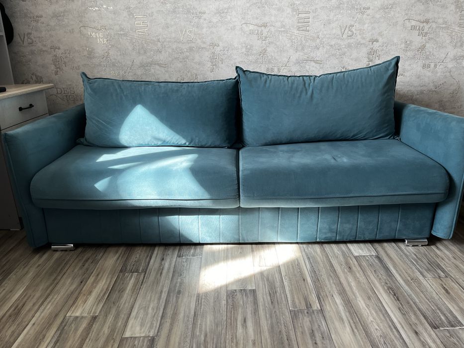 Продам диван в хорошем состоянии