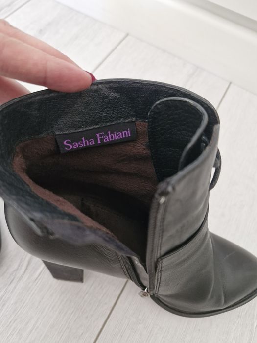 Продам ботинки демисезонные