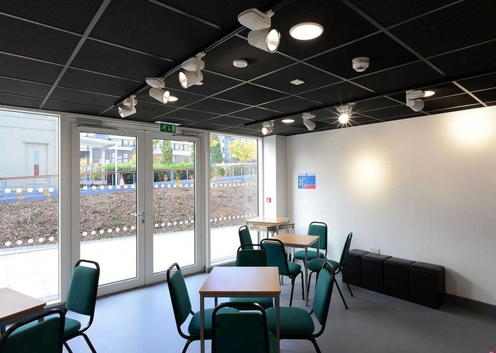 Армстронг потолок armstrong reechniy grilliato (3)