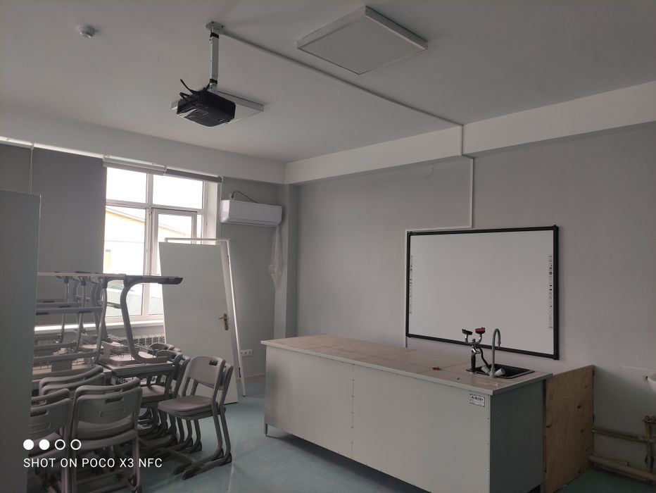 Интерактивные  доски 82"