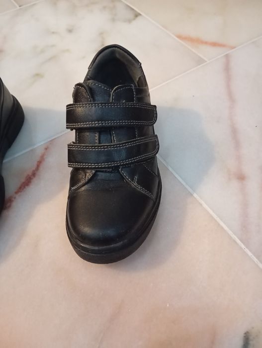 Încălțăminte mărimea 28