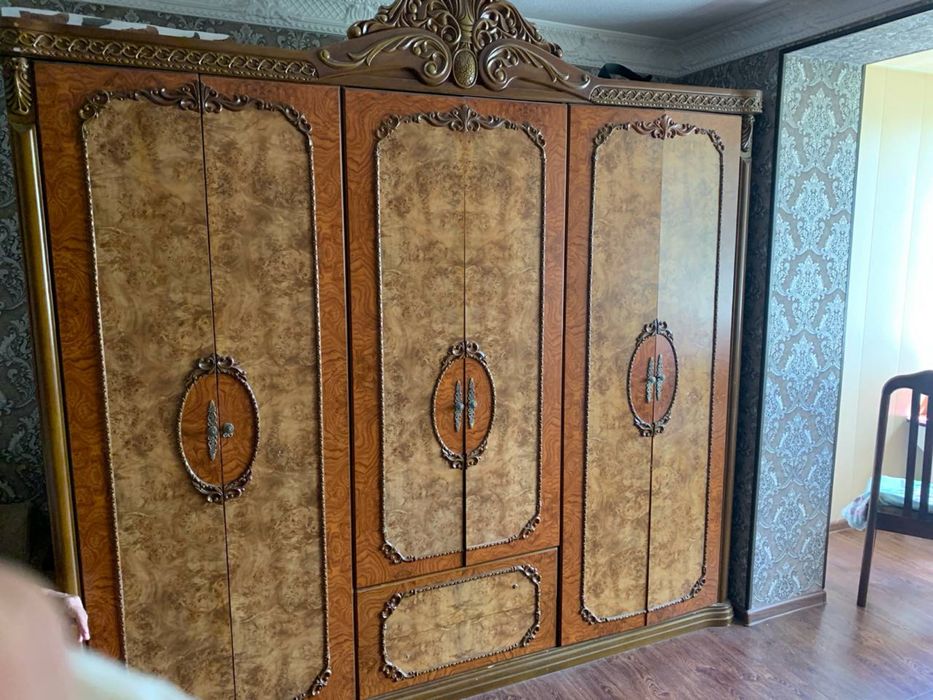 Спальний Гарнитур и шкаф