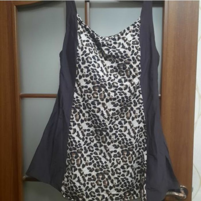 Продам дешево купальники