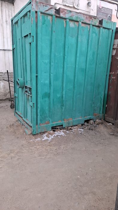Продается контейнер