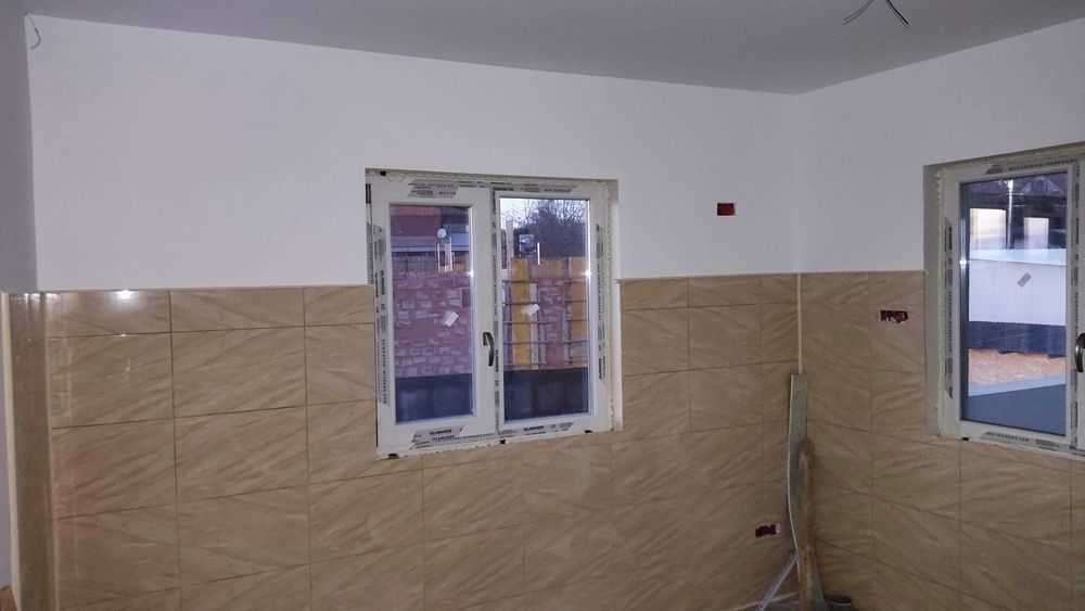 Reparatii geamuri si usi de termopan