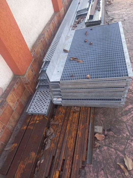 Fier nou pt construcții sau scări exterioare