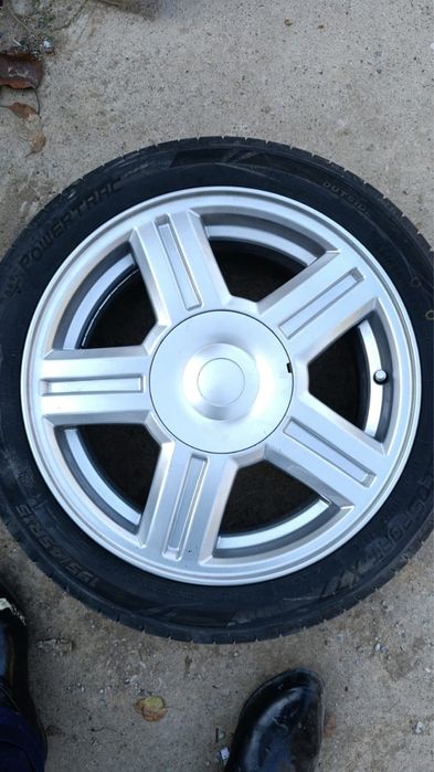 Продам шины 195/45/15