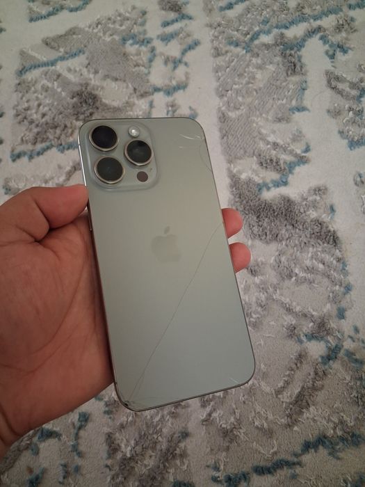 iPhone 15 Pro Max