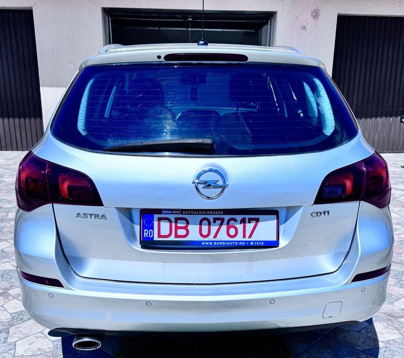 OPEL Astra 2011 — imagine 2