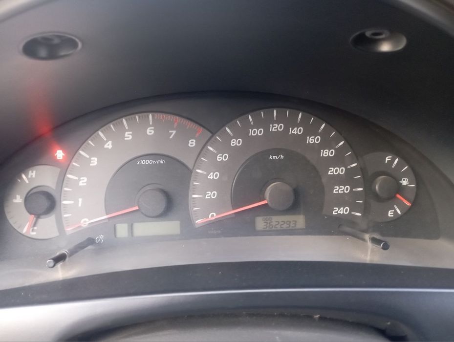 Toyota Camry 40tali sotiladi