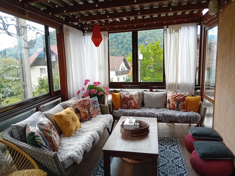 Cabana de inchiriat la Bran în regim hotelier