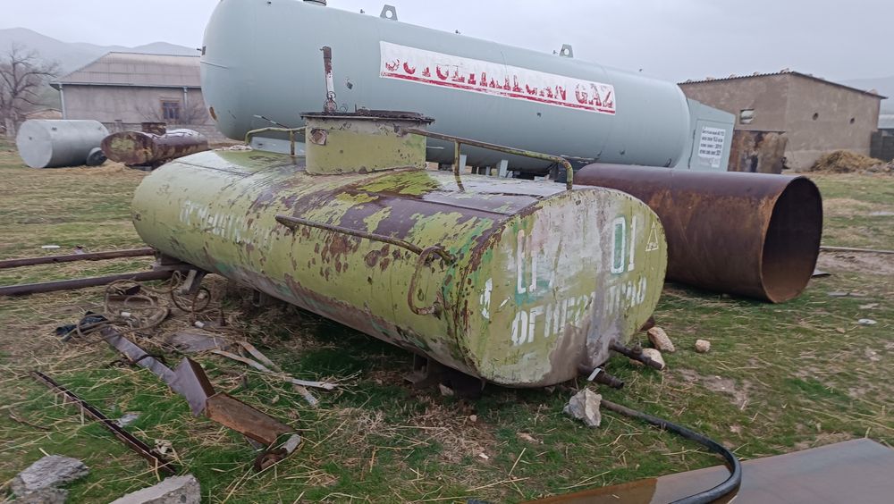 Цистерна ёмкость бочка бензавоз вадавоз