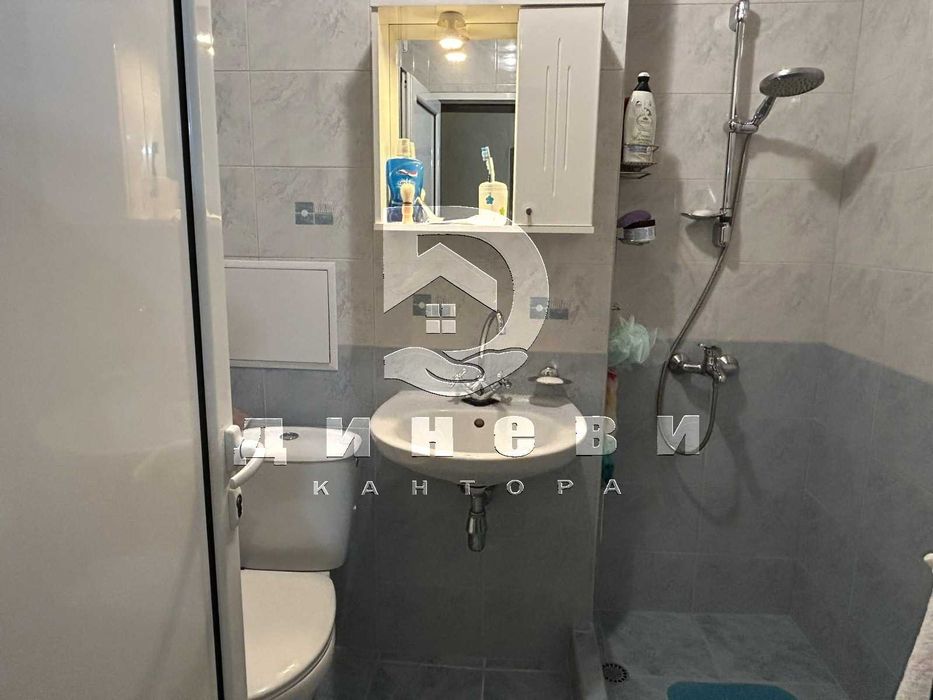 Продава се Двустаен апартамент в Стара Загора, Казански - 61 кв.м за 1246 €/кв.м - Снимка #8