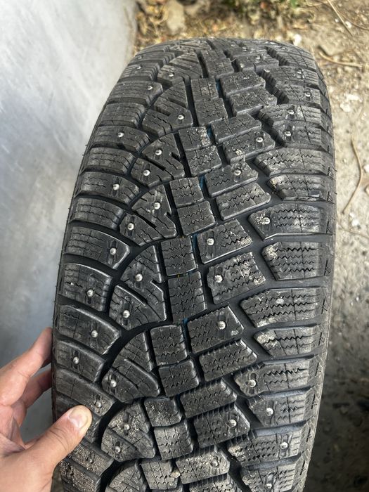 Продам шины 225/60/17 Continental в идеальном состоянии