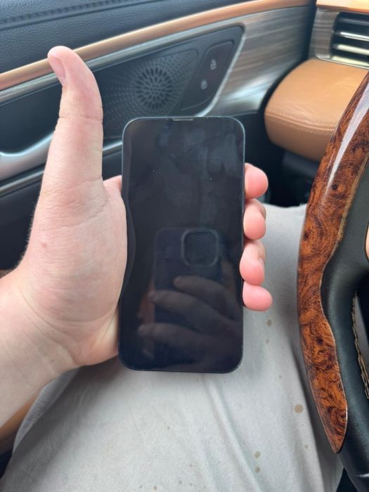 Iphone 14 256гб в отличном состояний