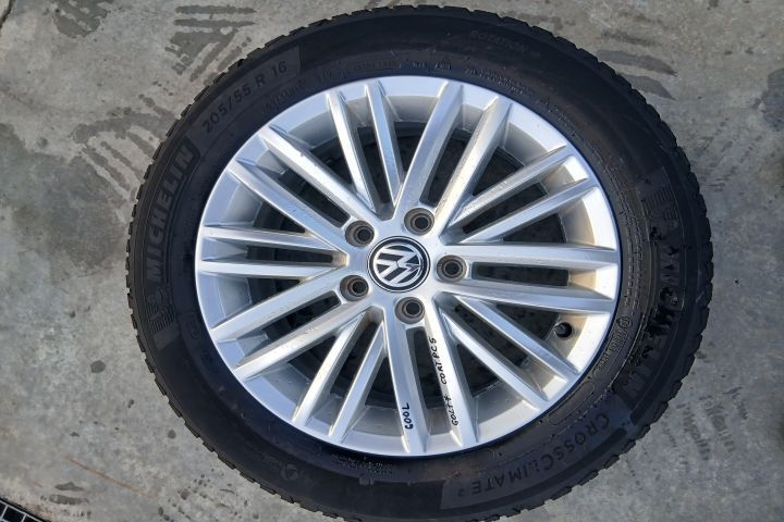 Janta aliaj cu anvelopa 16 205/55 R16 5G0501025 6.5Jx16H2 ET46 205/55